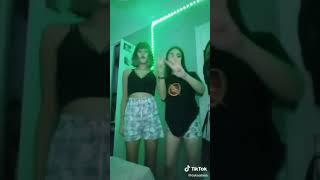 Periscope lezbiyen kızların twerk videosu