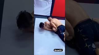 Карим Мадрахимов готовится к своему бою #mma #tajikistan #sports #shorts #short