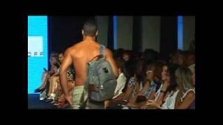 Web TV Canal 2 - Desfile Jorge Bischoff - Yacht Summer Fashion 2010