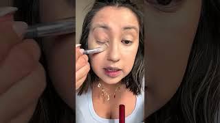 Lightweight, blurring, and double sided! This concealer is everything Inc