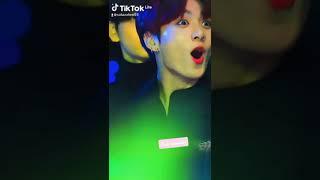 So cute reaction kookie||BTS||ARMY||