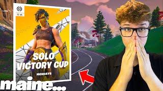 Customs ca e SOLO CASH CUP maine + Joc Rank + 1v1 cu VOI ( casti noi ! ) I Fortnite Romania 