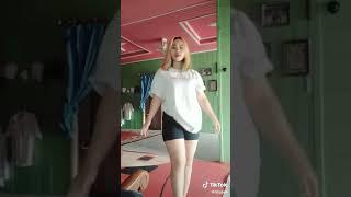 Tiktok celana strit ..kelihatan anu nya 