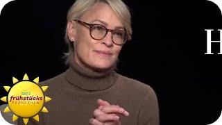 Robin Wright hautnah - alles zu ihrem neuen Film "Here" | SAT.1 Frühstücksfernsehen