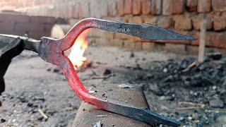 The blacksmith made a wonderful fishing tool from a piece of iron rod