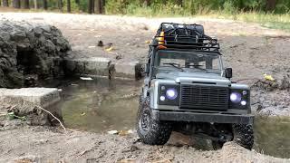 RC Crawler MN99s Land Rover Defender D90 - autumn forest trail run