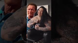 Meet She-Hulk - It's not fat, it's muscle #ytshorts #hookedonthelook #shehulk #arnoldschwarzenegger