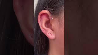 One for the silver girls  from our styling account London Styling #earpiercing #helixpiercing