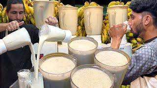 The Most Refreshing Banana  Milkshake | How to Make Banana Juice | Amazing Street Drinks of Karachi