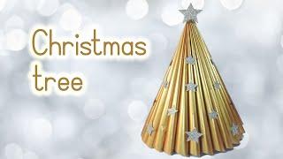 DIY Christmas crafts: CHRISTMAS TREE recycling a magazine - Innova Crafts