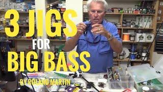 Three big bass jigs, flipping, casting and swimming !