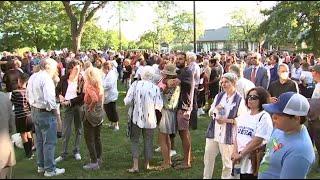 Highland Park vigil honors parade shooting victims