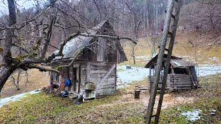 Three Families in Vallecillo: Harsh Life, Sheep, Ancient Houses, and Carpathian Peaks