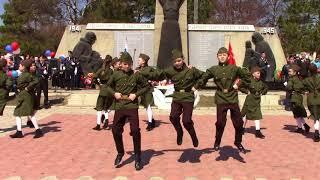 Ехал я из Берлина, х/а "Ивона". 9 мая 2018 г. Выступление на памятнике.