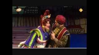 Graham Hoadly interviewed as Widow Twankey in Aladdin - Richmond Theatre 2012