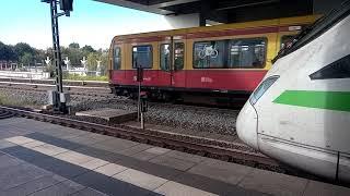 Züge und S Bahn in Berlin Südkreuz