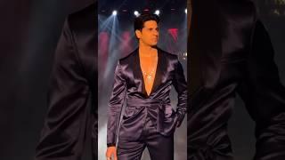 Sidharth Malhotra Ramp Walk  #TyaaniJewellery  #sidharthmalhotra #shorts #bollywood #youtubeshorts