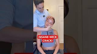EXTREMELY LOUD AND SATISFYING NECK CRACK!! #asmr #satisfying #osteopath #chiropractic