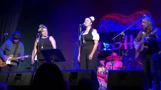 Vika and Linda Bull - Down on the Jetty