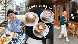 weekly vlog  cafe hopping, honeycomb greek yogurt bowl, apple crumble, girls night, pilates class