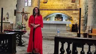 Clarisse Lavanant chante « Mont davedoc’h »(Amazing grace en breton) avec Philippe Guével à l’orgue.