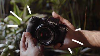 First Look at the Fujifilm X-S10 (Impressions + Street Photography)