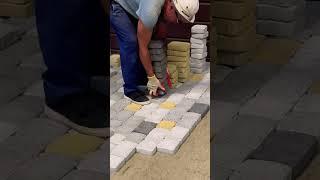 #укладкатротуарнойплитки #строительство #construction #home #satisfying #diy #concreteprojects