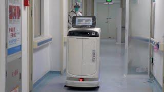 Chinese hospital uses robots to deliver medicine