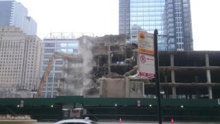 Munch munch munch - Destruction of 110 North Wacker