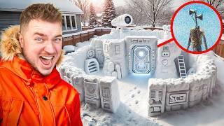 WE BUILT a GIANT SNOW FORT to SPY on SIREN HEAD! (INSANE SNOW BASE)