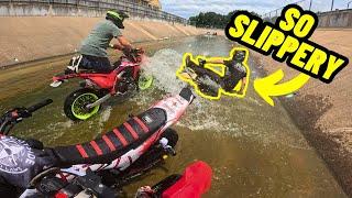 Motorcycle Pileup in GIANT Sewer Drain Race!