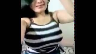 Tante buka tetek gede banget