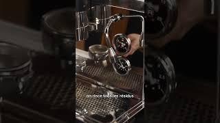 Comment nettoyer votre machine espresso? #shorts