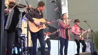 Megan O'Neill - "We're Gone" (C2C 2016 Town Square Stage)