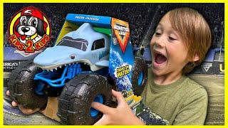 Monster Truck Toys UNBOXING   Monster Jam MEGALODON STORM All-Terrain RC Truck - DRIVES ON WATER! 