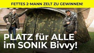 2-Mann Karpfenzelt mit EXTRA Platz  Sonik AXS Camo Bivvy zu gewinnen! | CAMO-Optik | Innentaschen