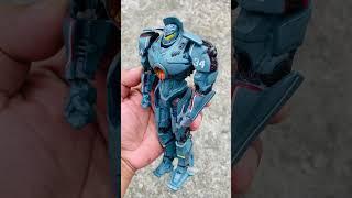 Pacific Rim "Gipsy Danger" 7" Deluxe Action Figuer