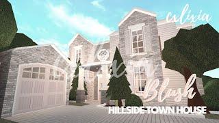ROBLOX | Bloxburg: Blush Aesthetic Hillside Townhouse / Home | Speedbuild & Tour | cxlixia