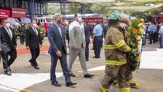 El Salvador y de EE. UU. rinden homenaje a bomberos fallecidos el 11 de septiembre