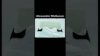 Alexander McQueen / Instagram: @23KAZAK.SHOP