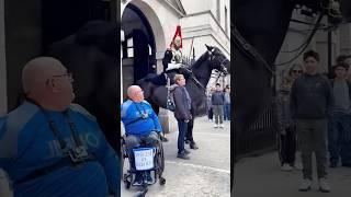 Don' t mess with the king's guards #kingsguard #royalguard #horses #horseguardsparade