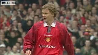 THE REAL HERO - Solskjaer EPIC RED CARD against Newcastle