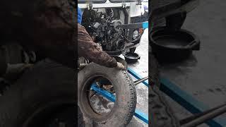 Демонтаж двигателя из автобуса ПАЗ
