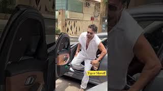 Fitness enthusiast and #Bollywood star #tigershroff spotted in #Bandra sporting a post-gym look