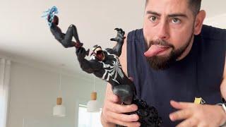 Unboxing 19 inches of Venom…