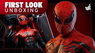 Hot Toys Spider-Man 2 Peter Parker Superior Suit Unboxing | First Look