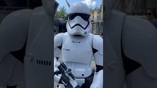 Stormtroopers Meet Wandering Vader! #starwars #galaxysedge #stormtroopers #disney #disneyparks