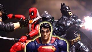 Funny Iron Man Batman DeadPool Spiderman Stop Motion Action Video (HeroesNStuff)