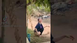 ngintip teman pipis           #viral