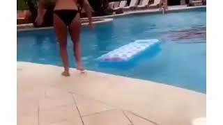 Fail in the Swimmingpool #memes #meme #fail